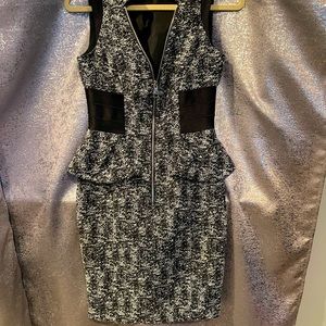 Bebe peplum dress sz6